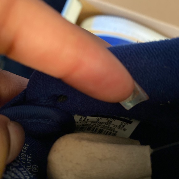 SOLD - Picture 3 of 4